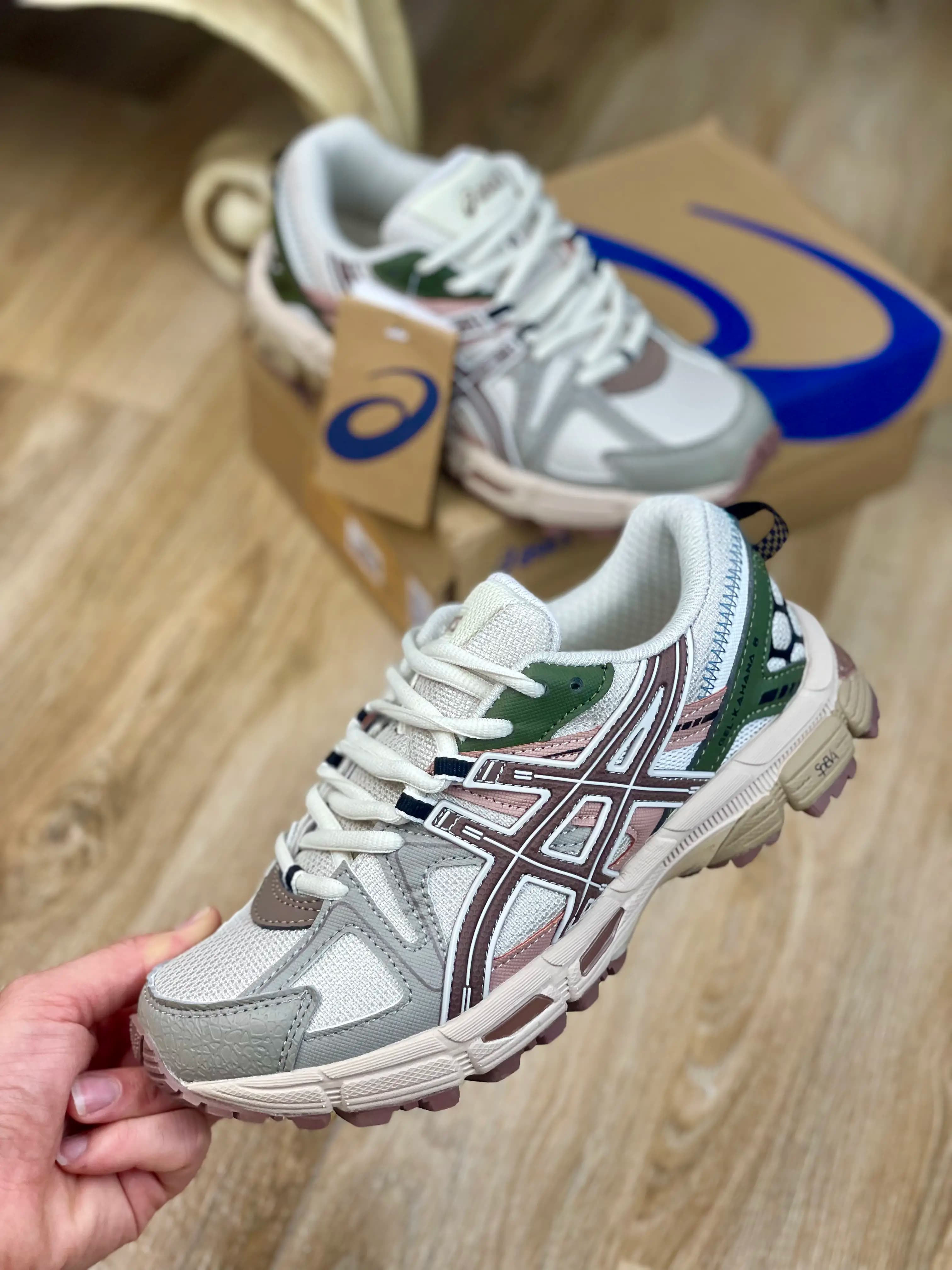 کتونی زنانه آسیکس کاهانا asics kahana مستر کوالیتی ویتنام زیره eva کد 26609 — تصویر ۴