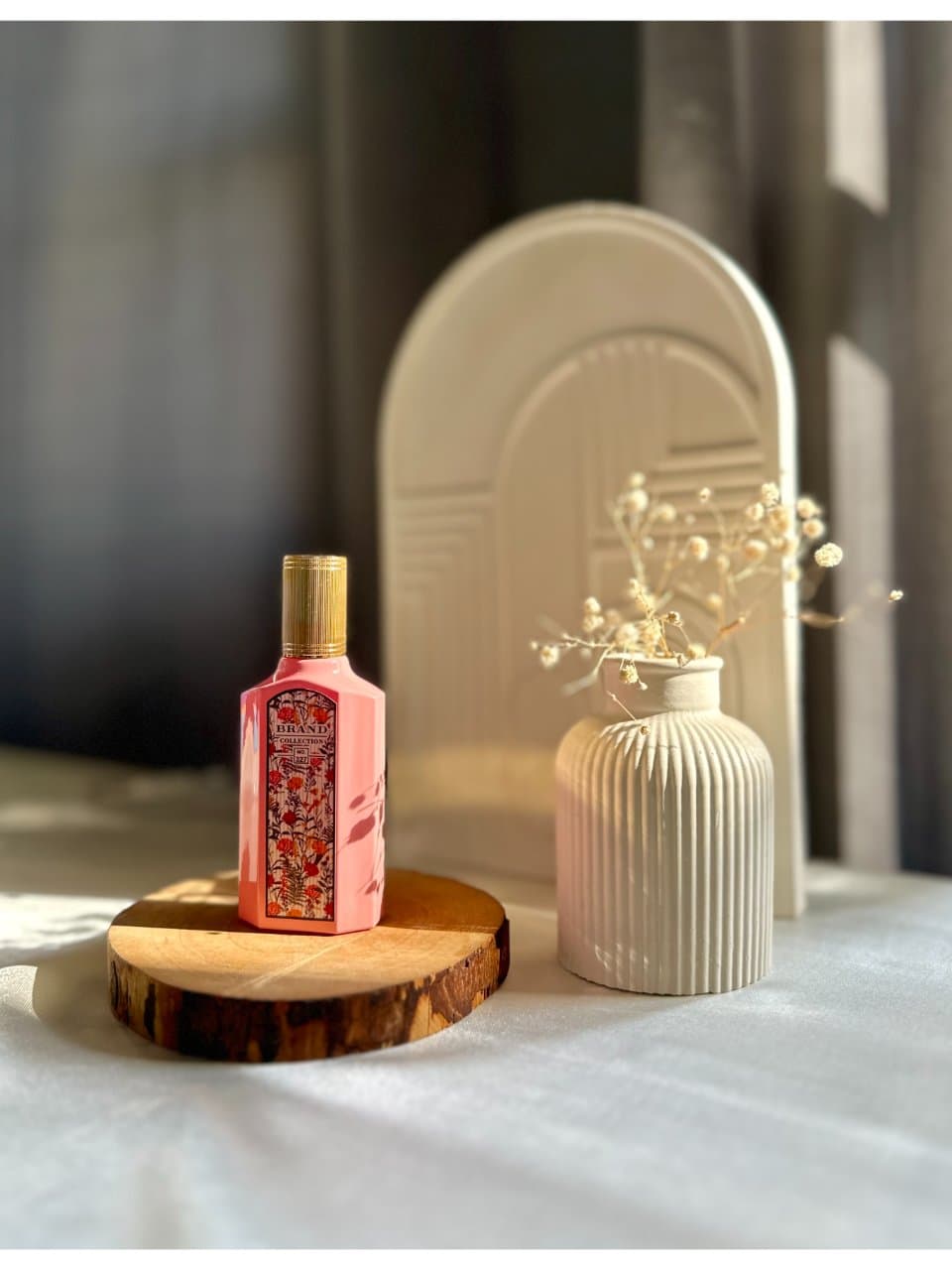 ادکلن برند کالکشن کد 327 Gucci Gorgeous Gardenia حجم ۲۵ میلی‌لیتر