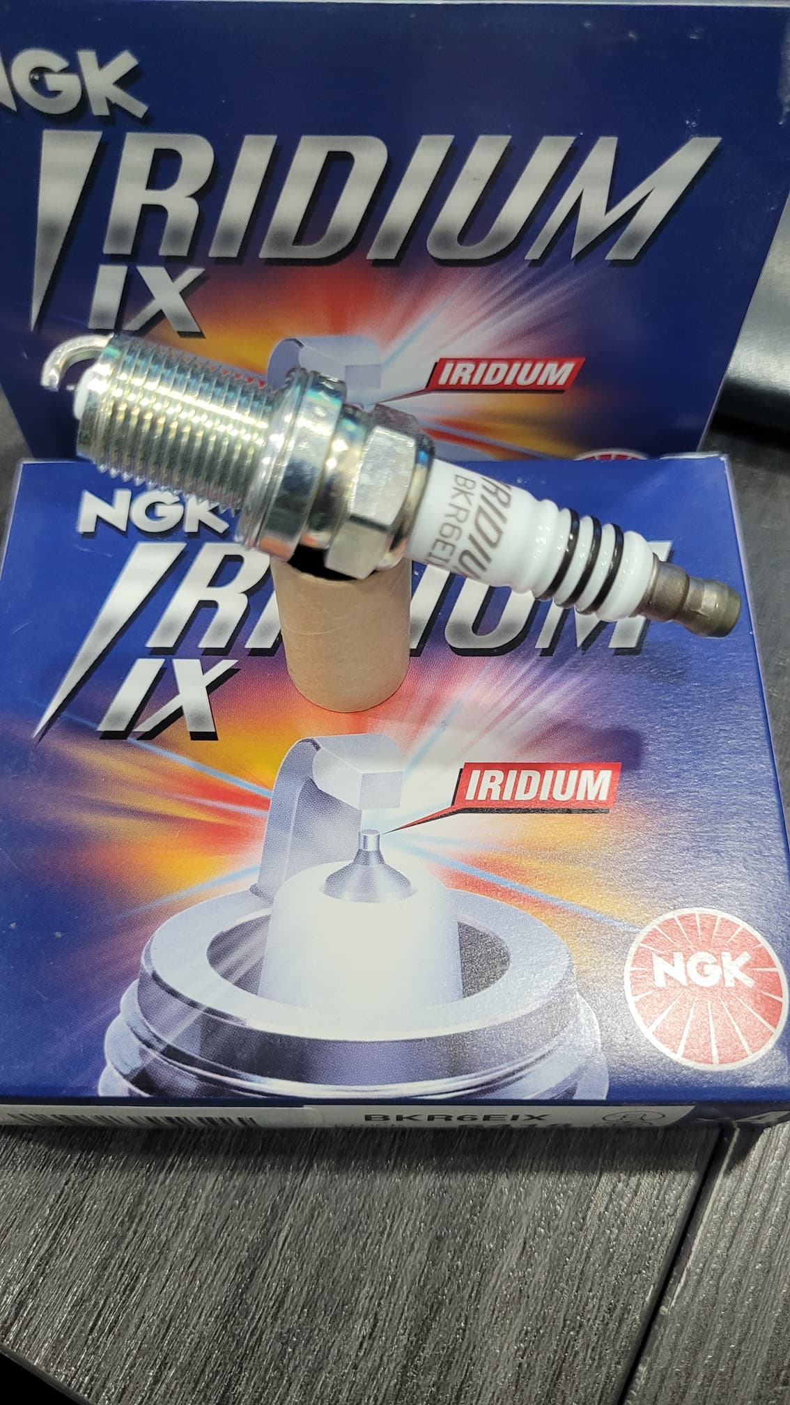شمع NGK کوتاه سوزنی ایریدیوم IX ژاپن اصلی BKR6EIX 6418