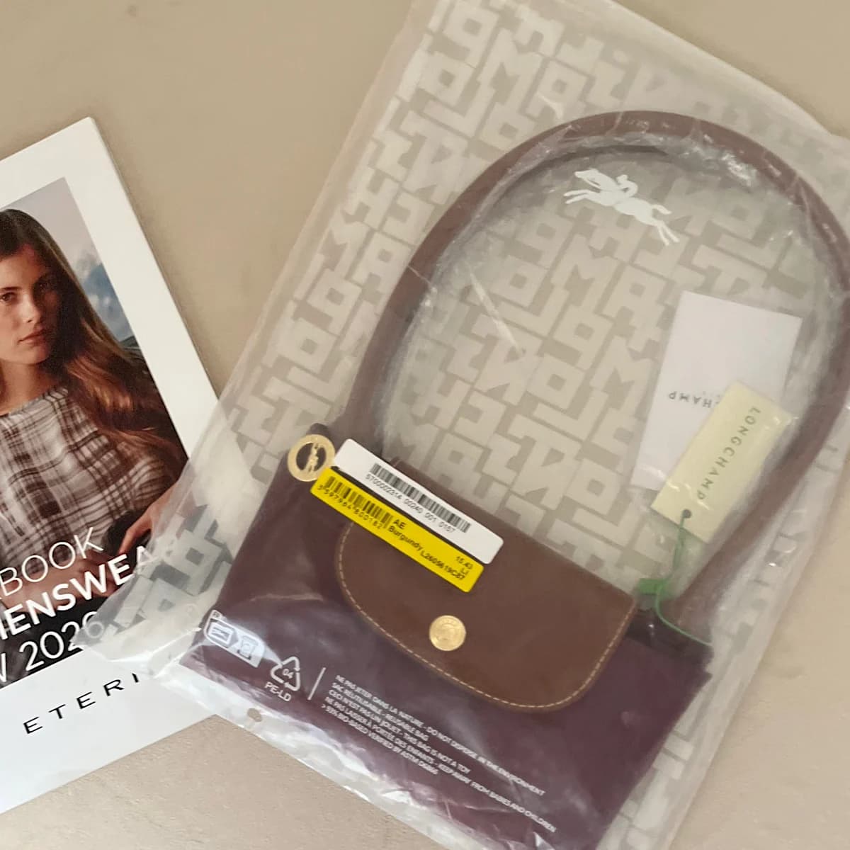 کیف لانگ چمپ (‏longchamp bag le pliage burgundy) — تصویر ۳