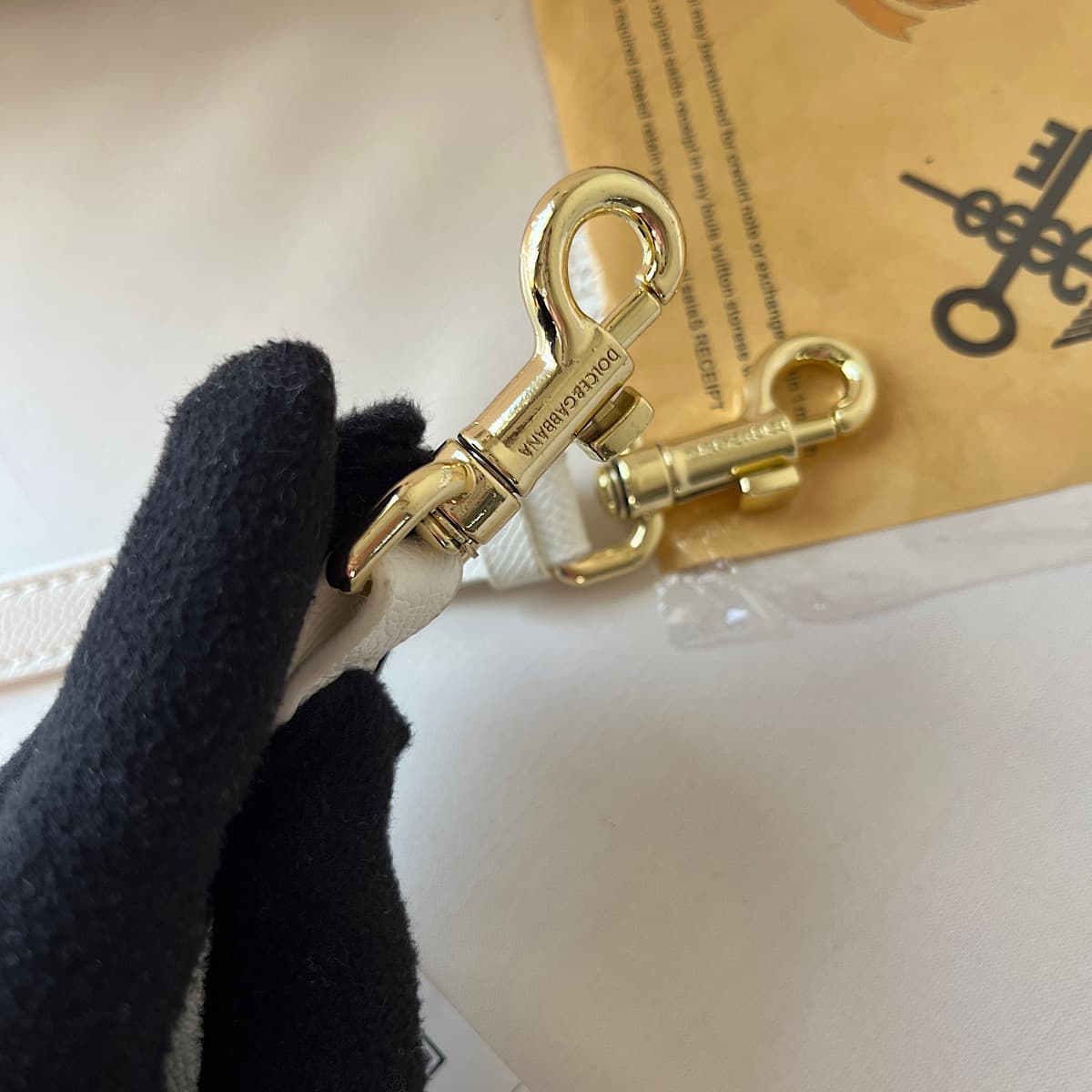 کیف دولچه اند گابانا سفید (D&G) — تصویر ۵