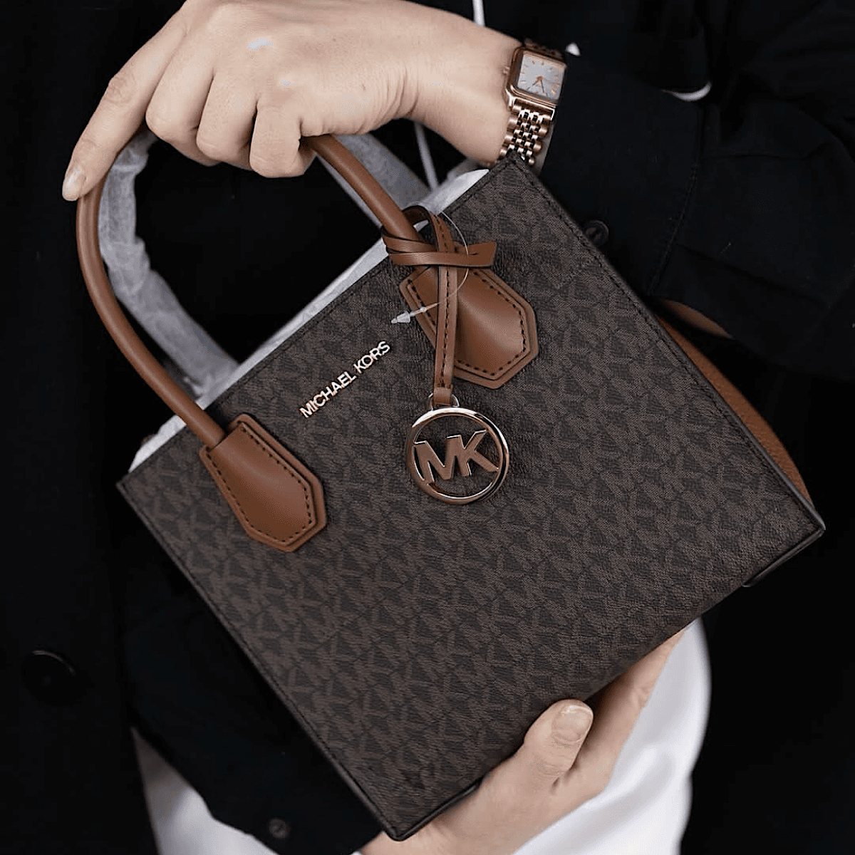 کیف مایکل کورس (Michael Kors mercer crossbody bag)