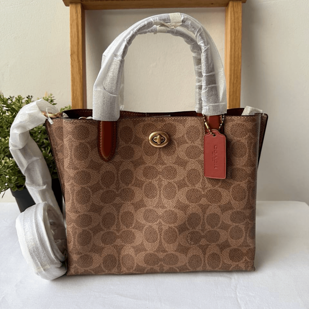 کیف کوچ (Coach Willow Bag)