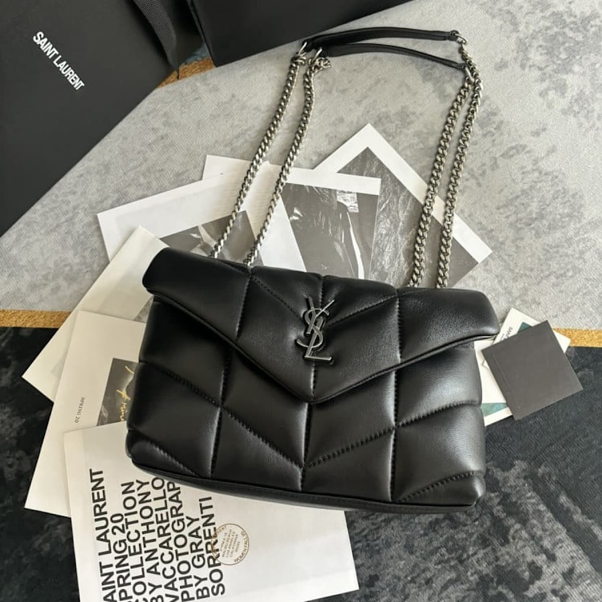 کیف ایوسن لورن (Saint Laurent Loulou bag) — تصویر ۷