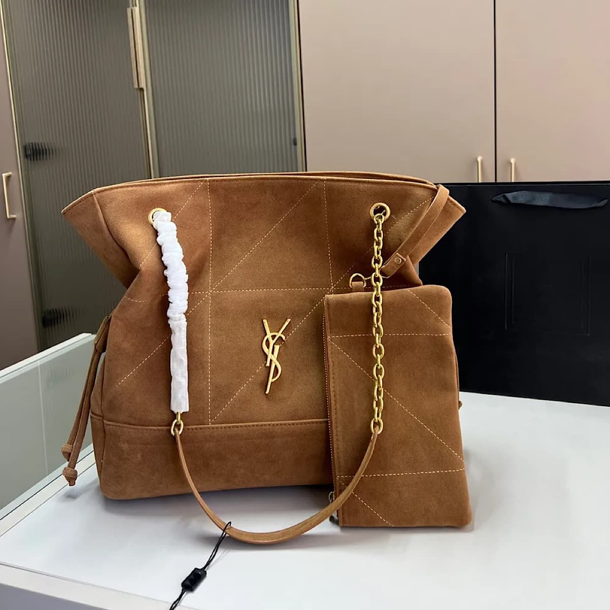 کیف ایوسن لورن توت بگ (Saint Laurent Jamie Suede Tote Bag)