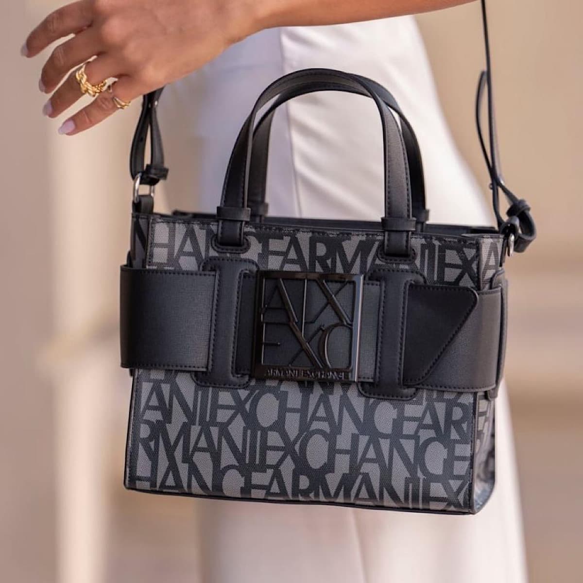 کیف جورجیو آرمانی (armani exchange bag) — تصویر ۷
