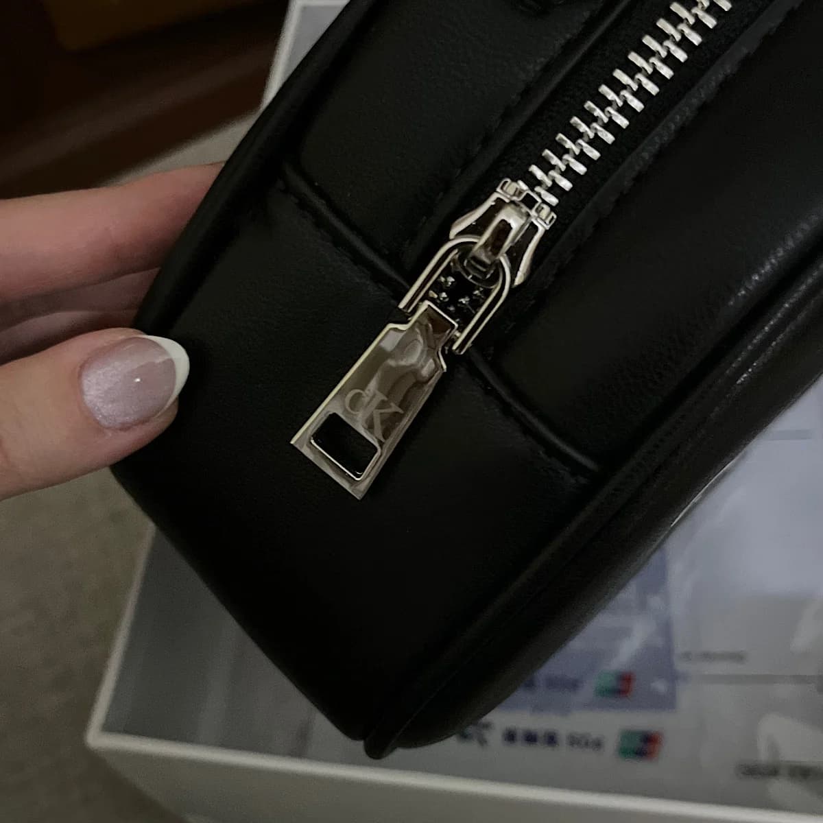 کیف کالوین کلین (Calvin Klein) — تصویر ۷