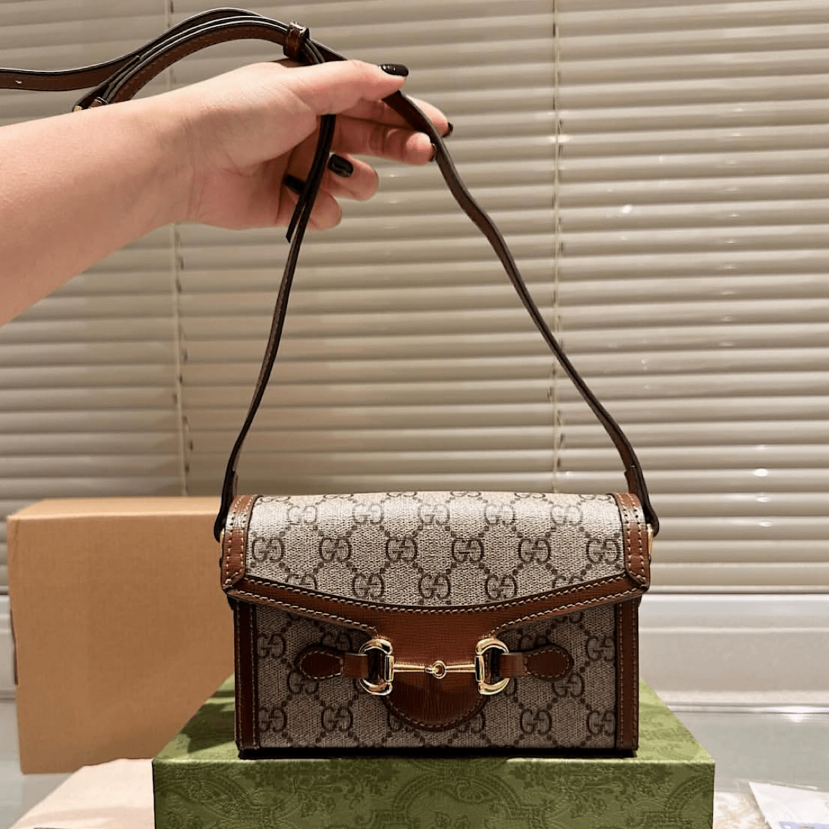 کیف گوچی (GUCCI Horsebit Bag)