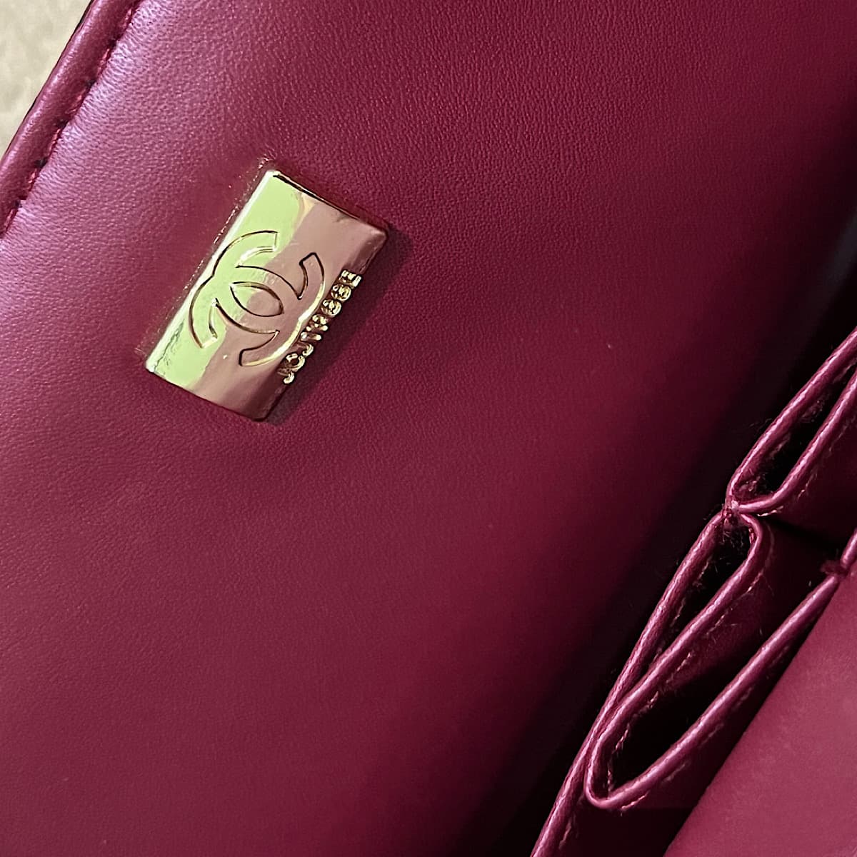 کیف شنل Chanel Classic Handbag — تصویر ۹