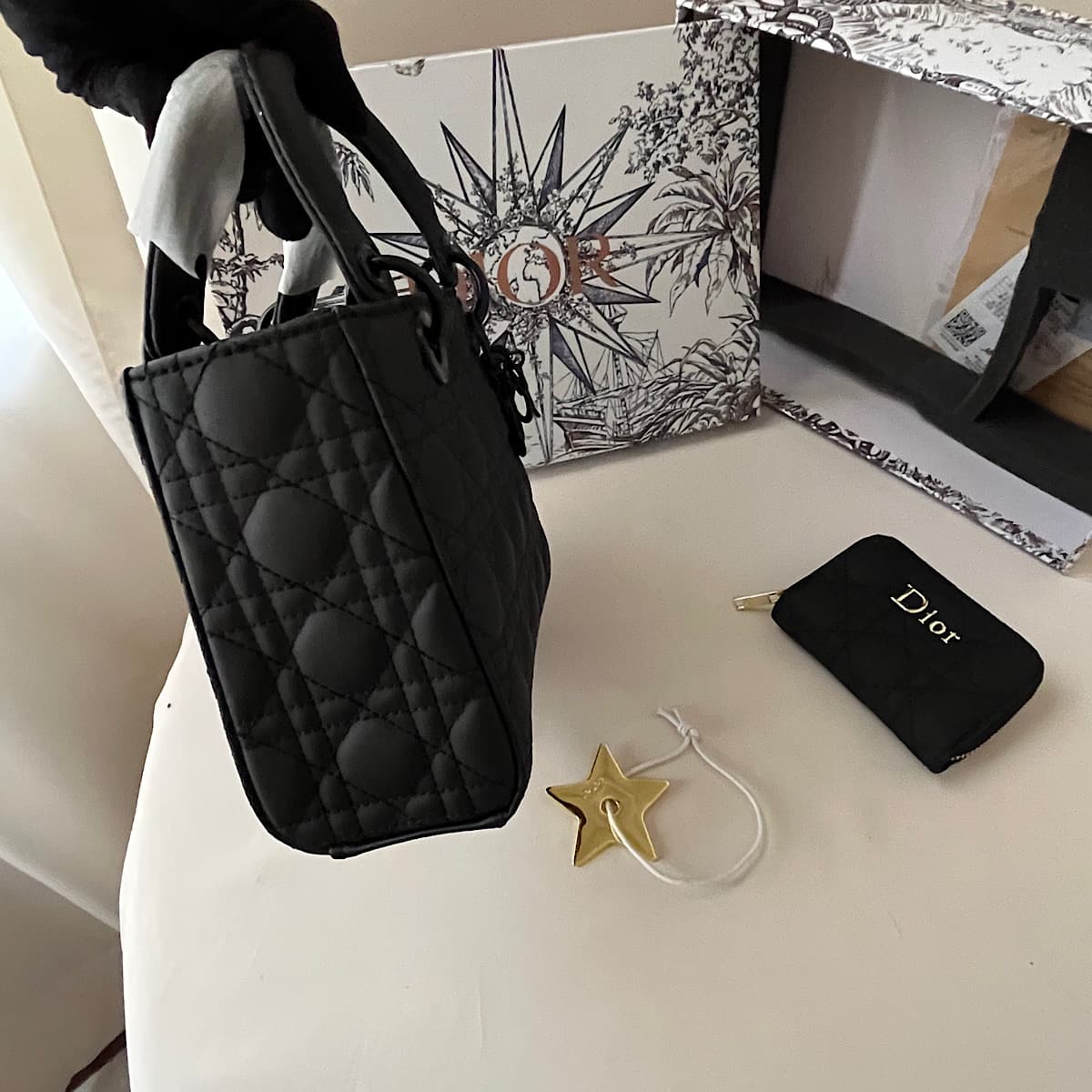 کیف دیور لیدی Dior Lady bag ultramatte — تصویر ۶