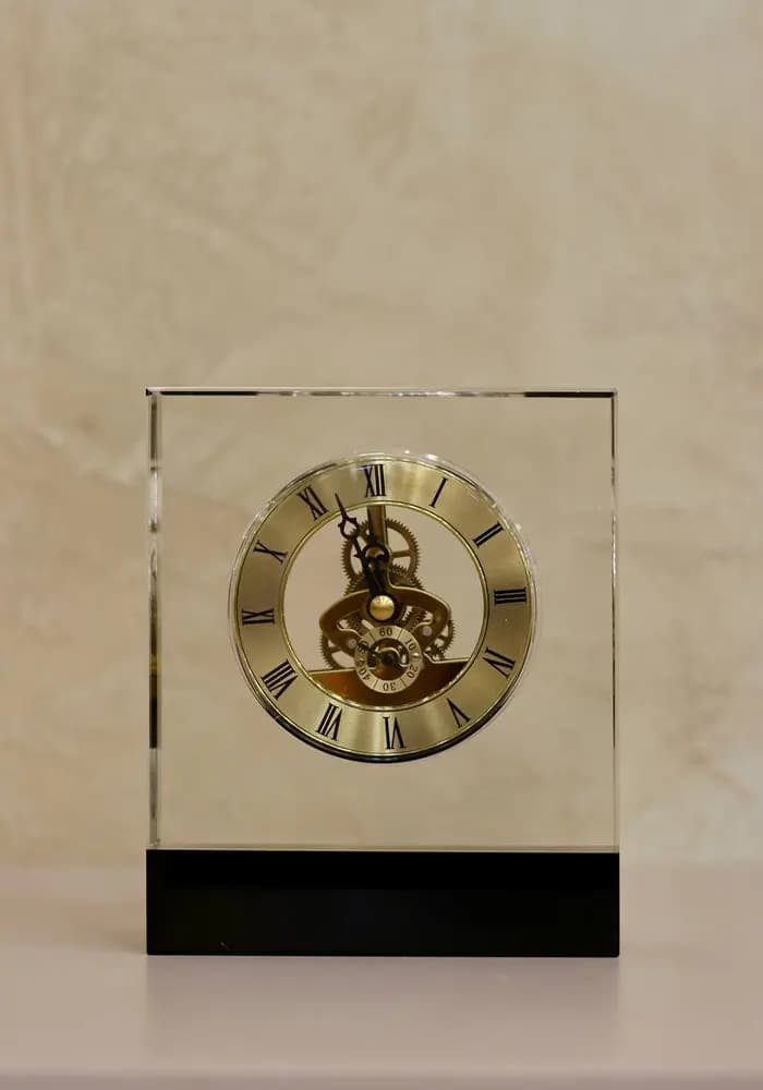 ساعت رومیزی کریستال