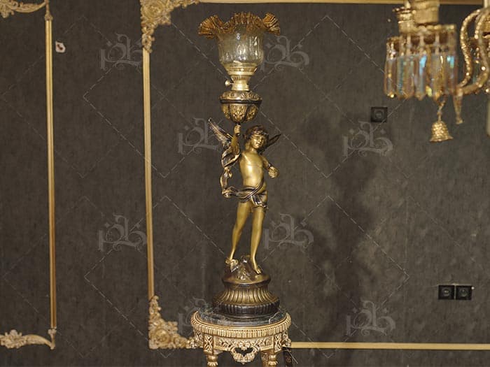 مجسمه فرشته پیکو