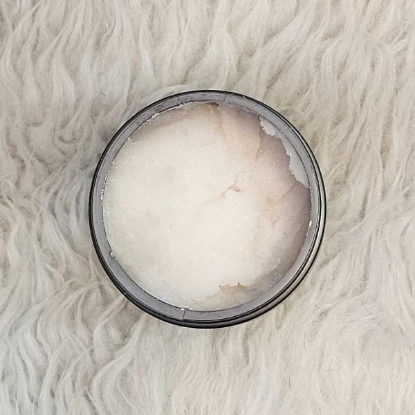 اسکراب نمکی کف سر مخصوص اسکالپ چرب الیور Elior — تصویر ۳