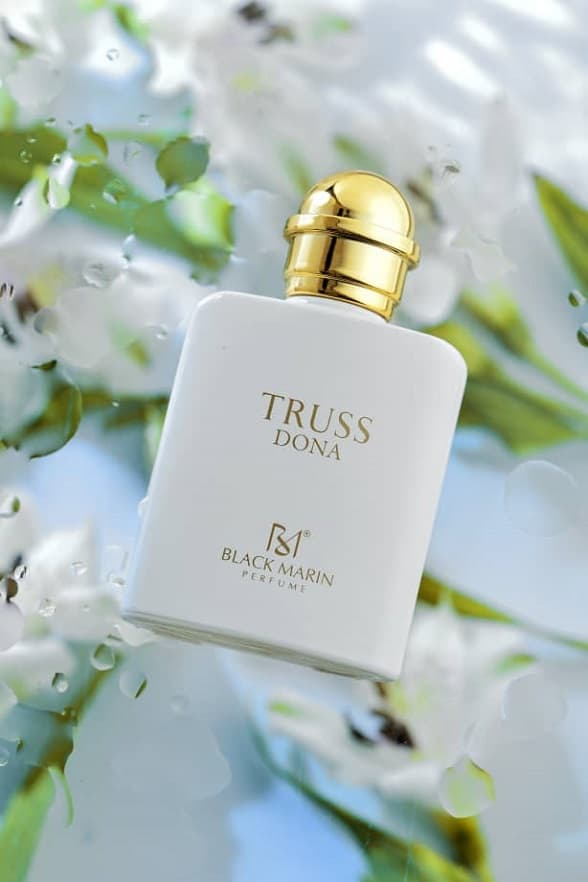 ادکلن مردانه TRUSS DONA بلک مارین — تصویر ۳