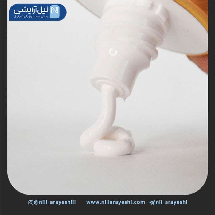 کرم ضد آفتاب بی رنگ کلاژن ساز و ترمیم کننده وکالی — تصویر ۵