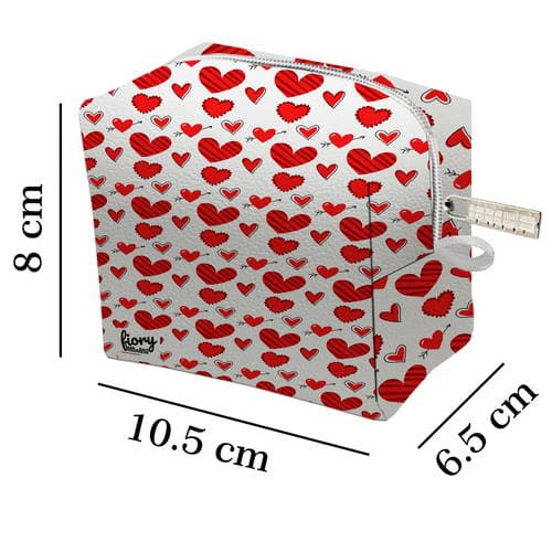 کیف پد بهداشتی فیوری مدل قلب طرح love کد 2256 fiory — تصویر ۳