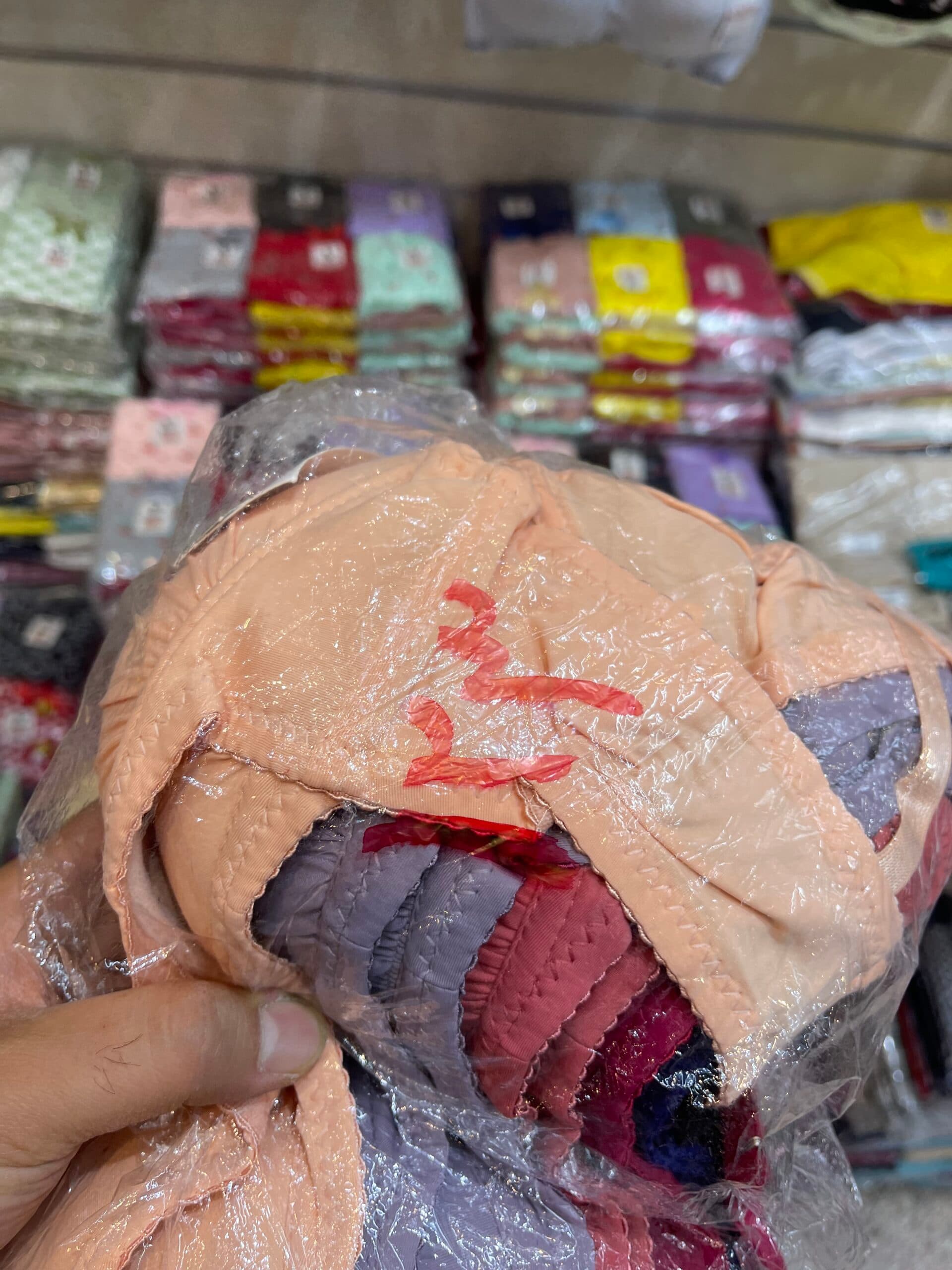 سوتین زنانه اسفنجی فنردار چین دار کد 123 مارک فشن برا ( بسته ۱۲ تایی ) — تصویر ۴