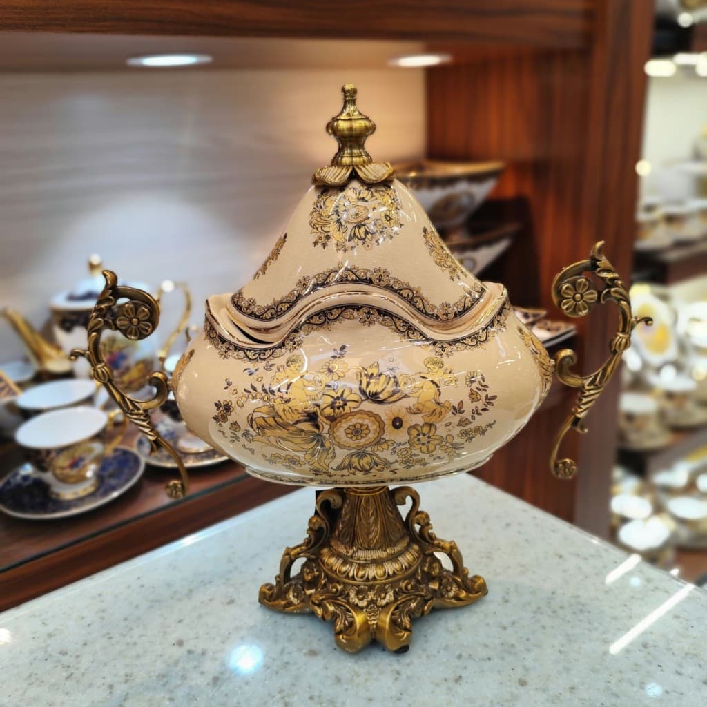 شکلات خوری دربدارطرح زینک8084