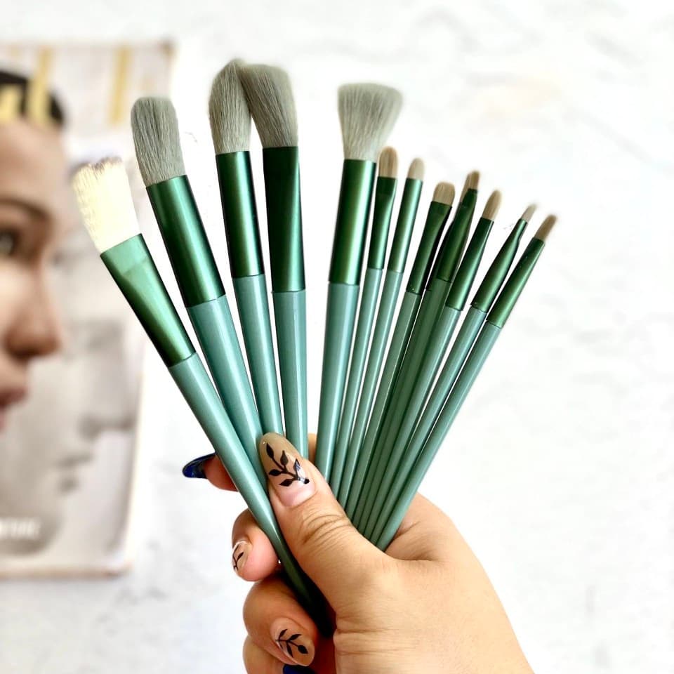 براش 13 تکه رژگونه و سایه گوگولی — تصویر ۵