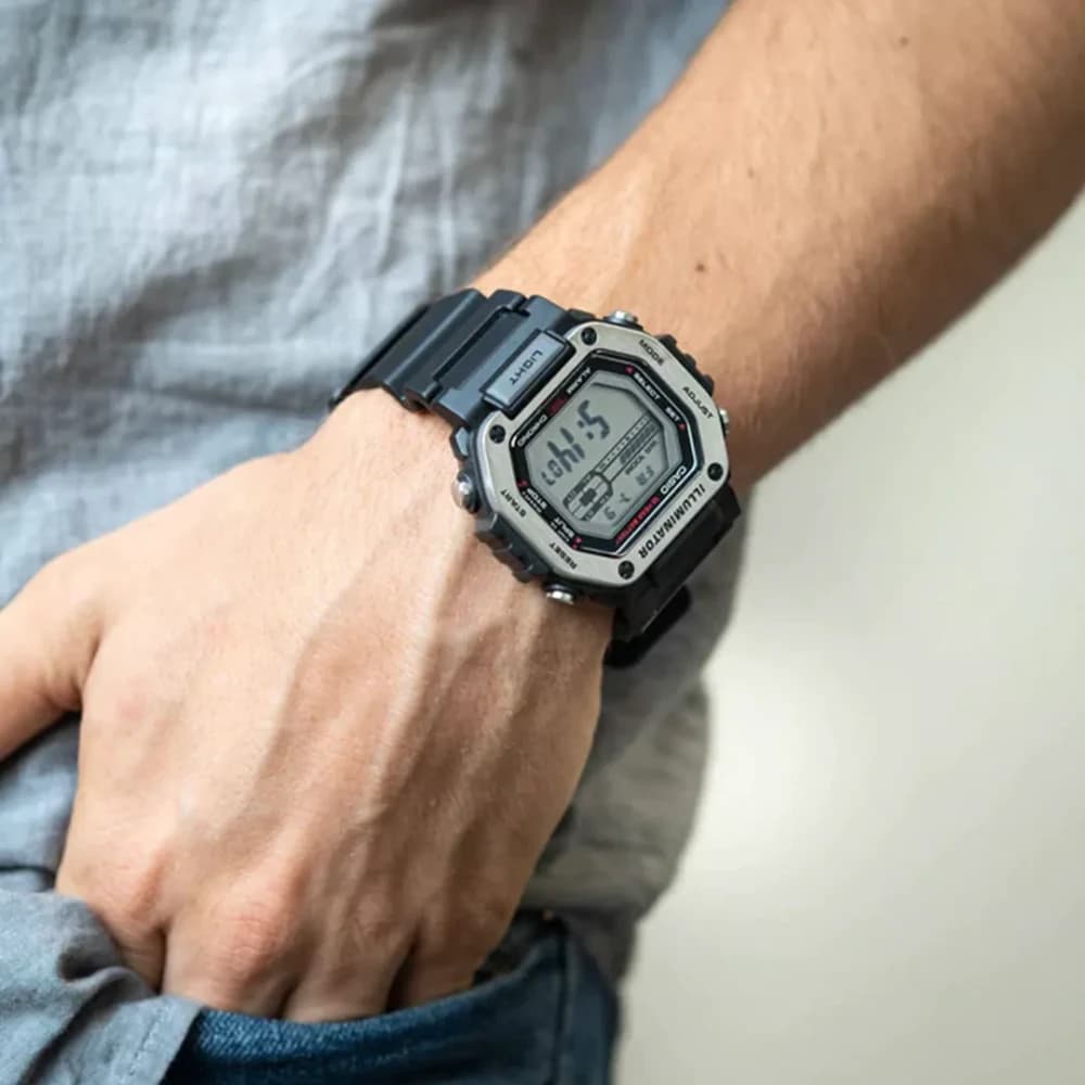 ساعت مچی مردانه کاسیو CASIO MWD-110H-8B — تصویر ۴