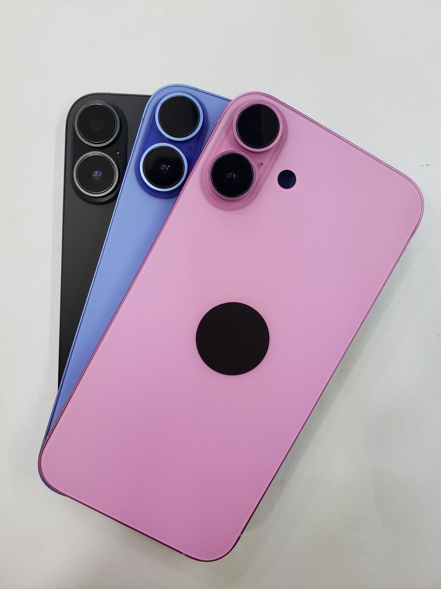 شاسی بدنه تبدیل آیفون xr به Apple 16 — تصویر ۲