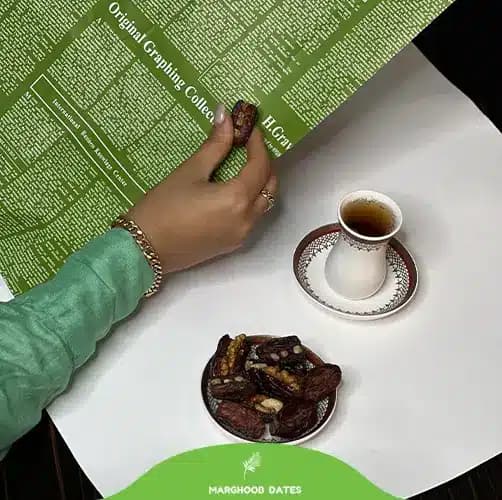 خرما پیارم مغز مخلوط ۸۰۰ گرم