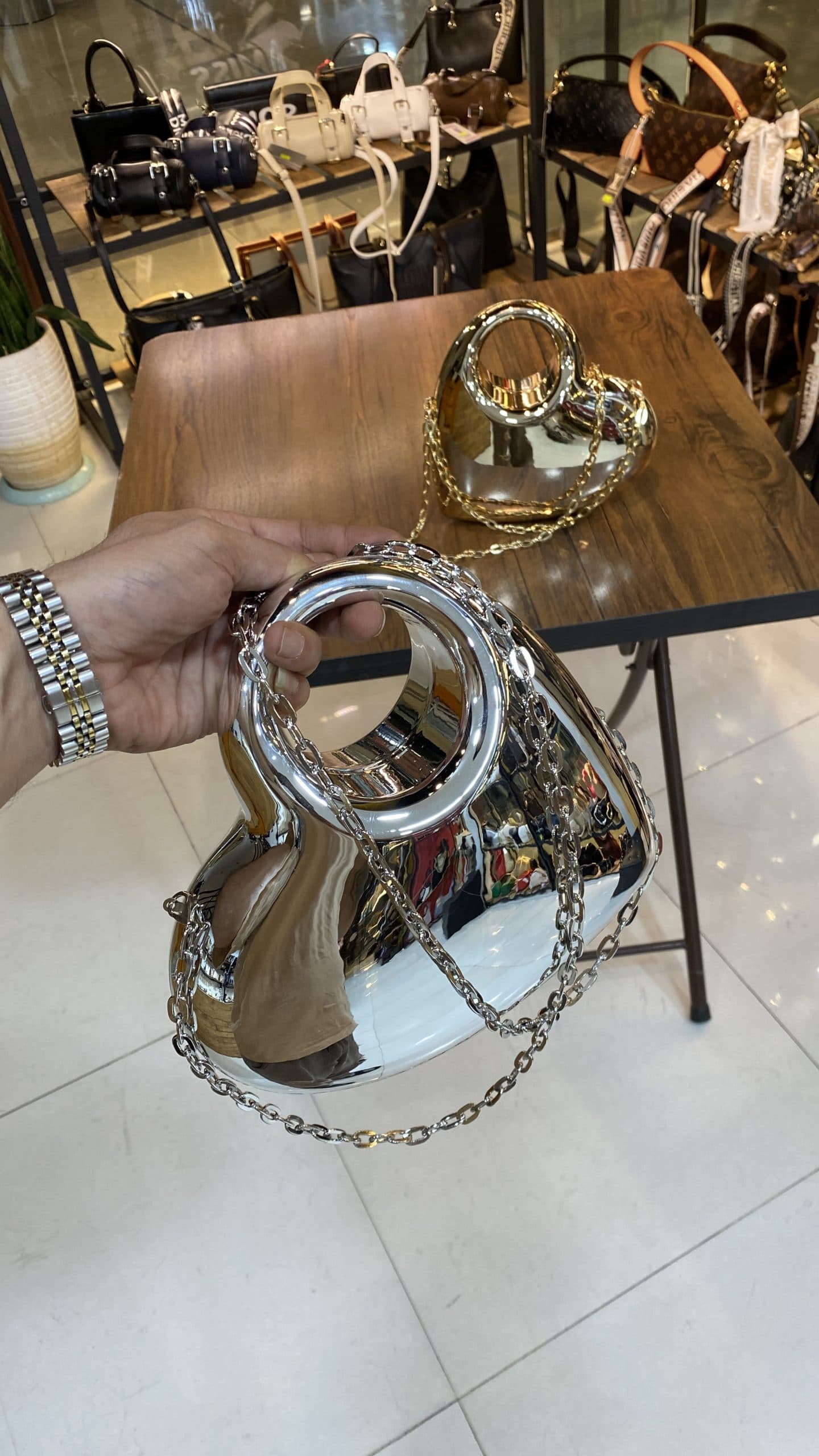 كيف اينه اى قلبى — تصویر ۳