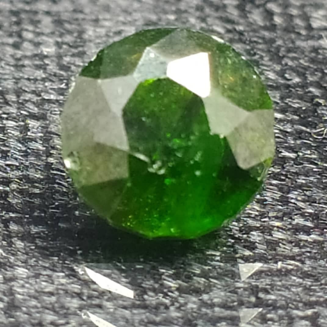 جواهر دمانتوئید D184 — تصویر ۵