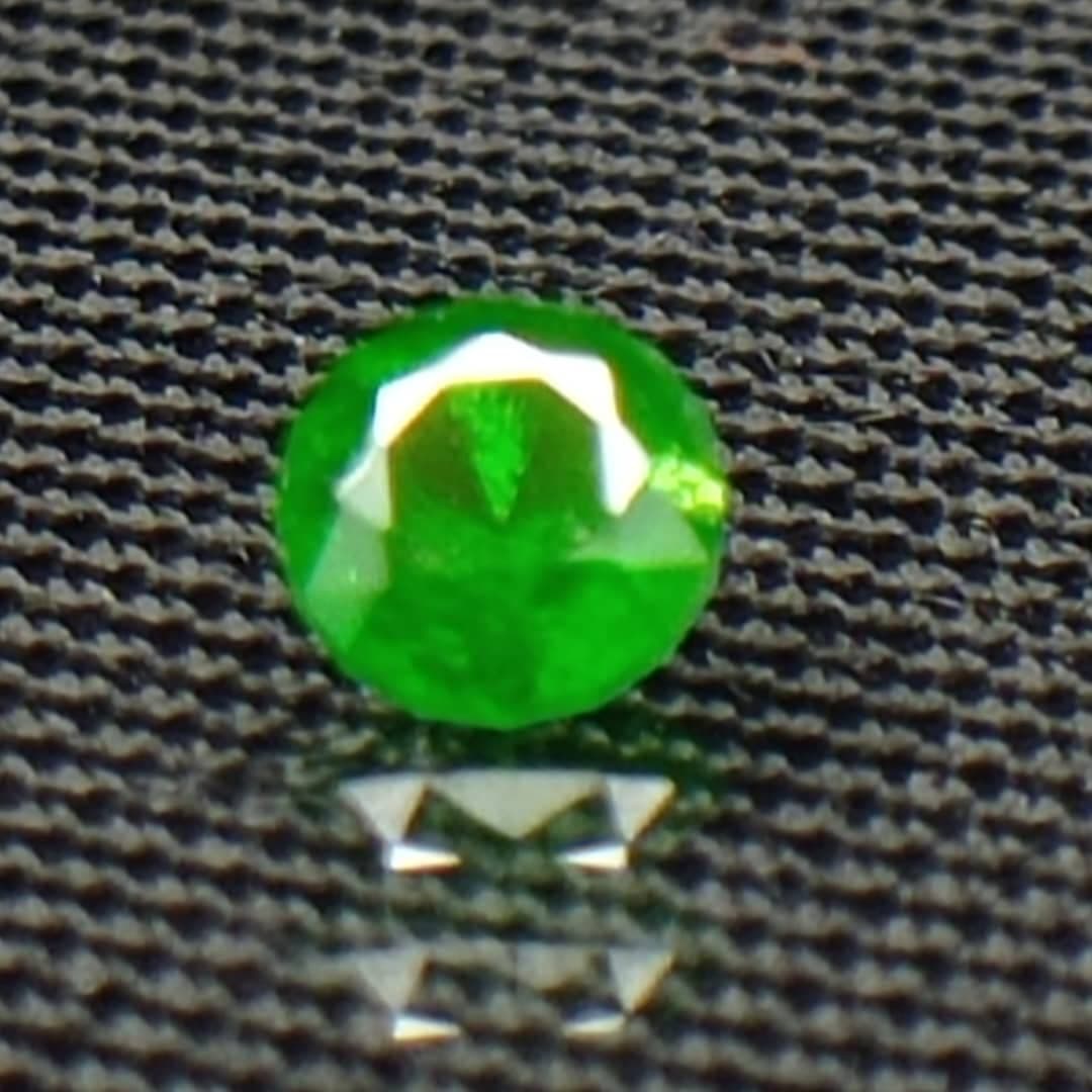 جواهر دمانتوئید D119