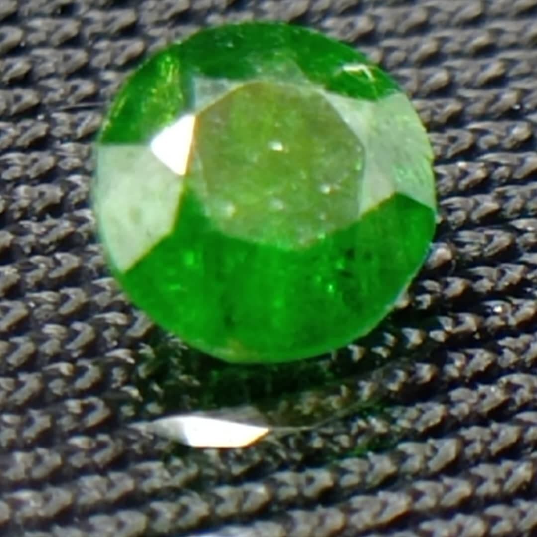 جواهر دمانتوئید D98