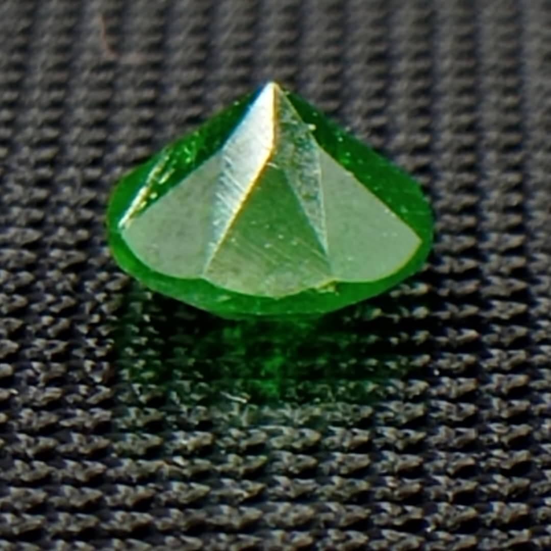 جواهر دمانتوئید D95 — تصویر ۳