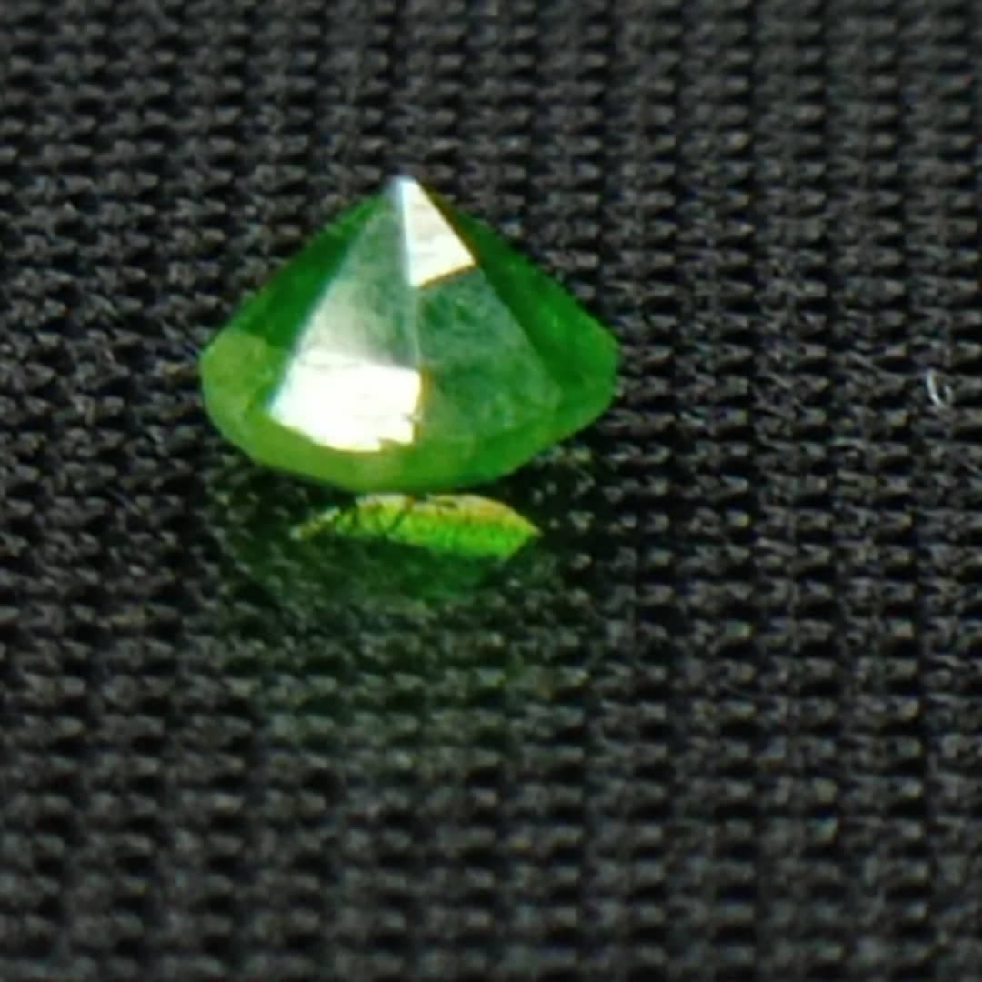 جواهر دمانتوئید D63 — تصویر ۵