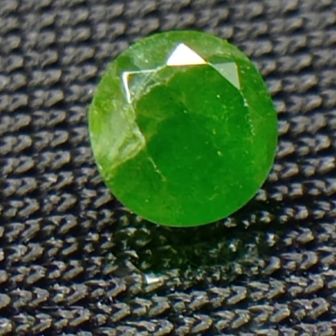 جواهر دمانتوئید D62