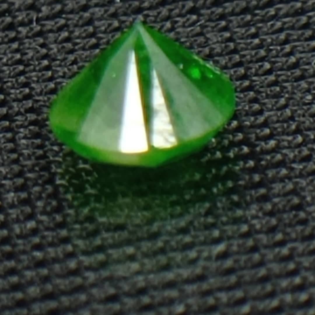 جواهر دمانتوئید D60 — تصویر ۳