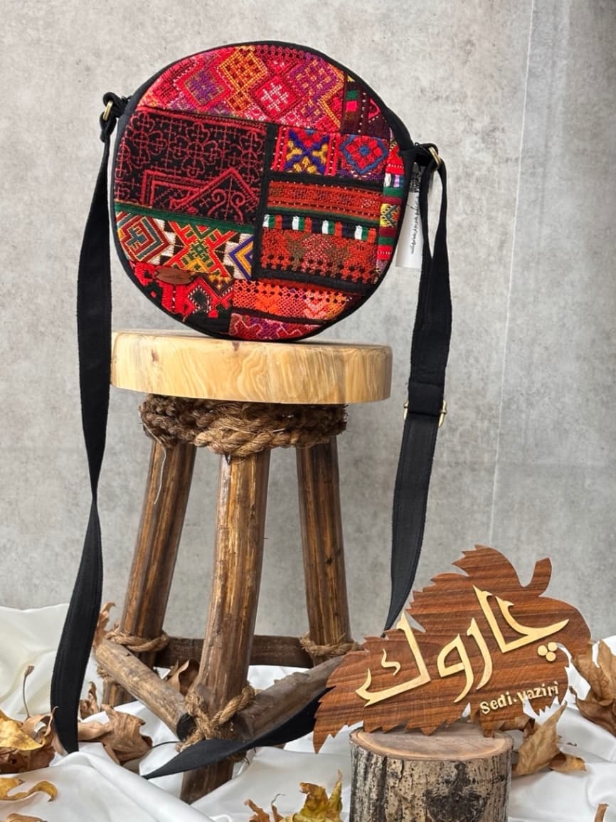 کیف گرد سوزندوزی کد0-1