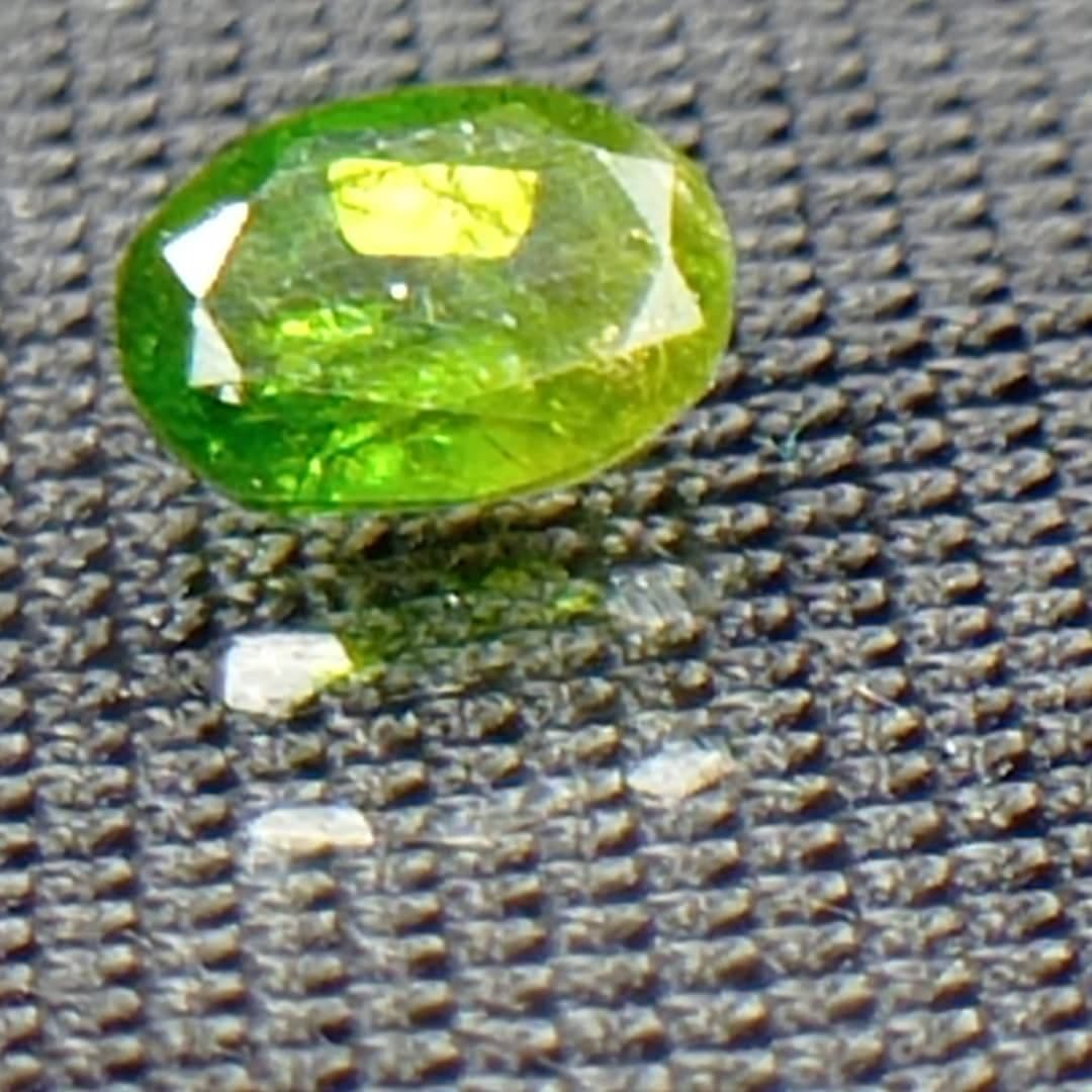 جواهر دمانتوئید D39