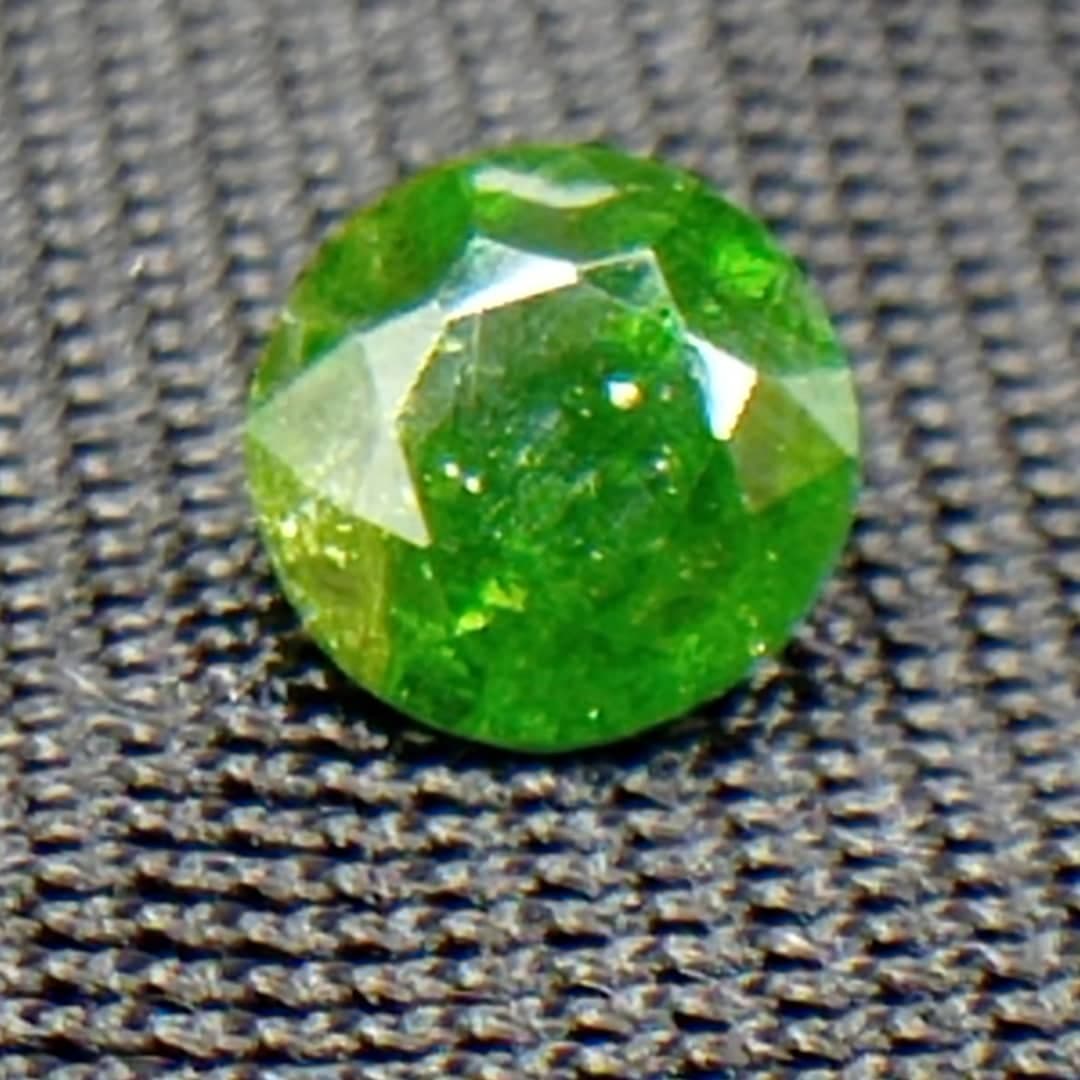 جواهر دمانتوئید D30