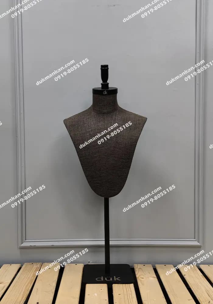 مانکن مردانه نیم سینه پیراهنی