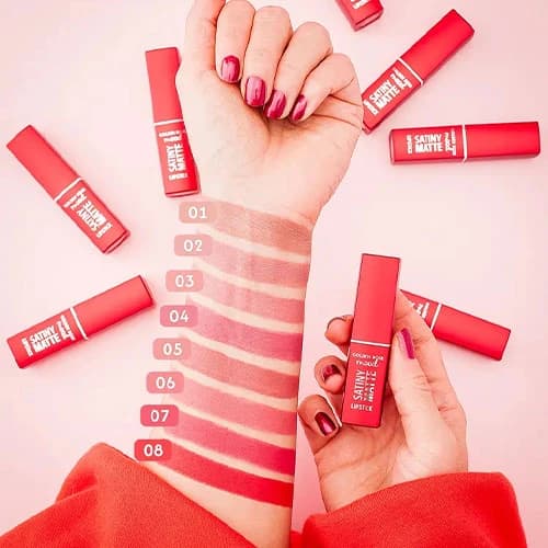 رژلب جامد مات بادوام ساتینی گلدن رز Golden Rose مدل Satiny Matte