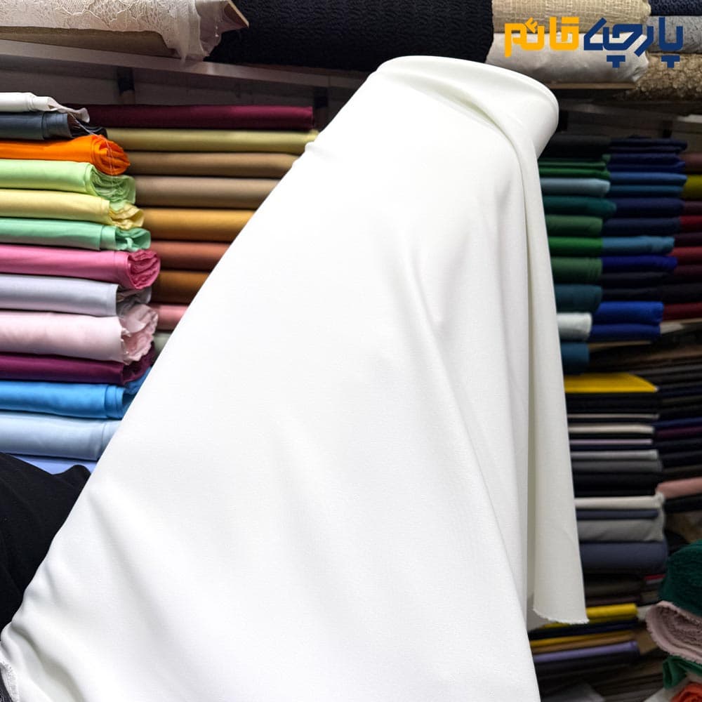 پارچه مجلسی کرپ ساده اندونزی رنگ سفید آفوایت کد 11777