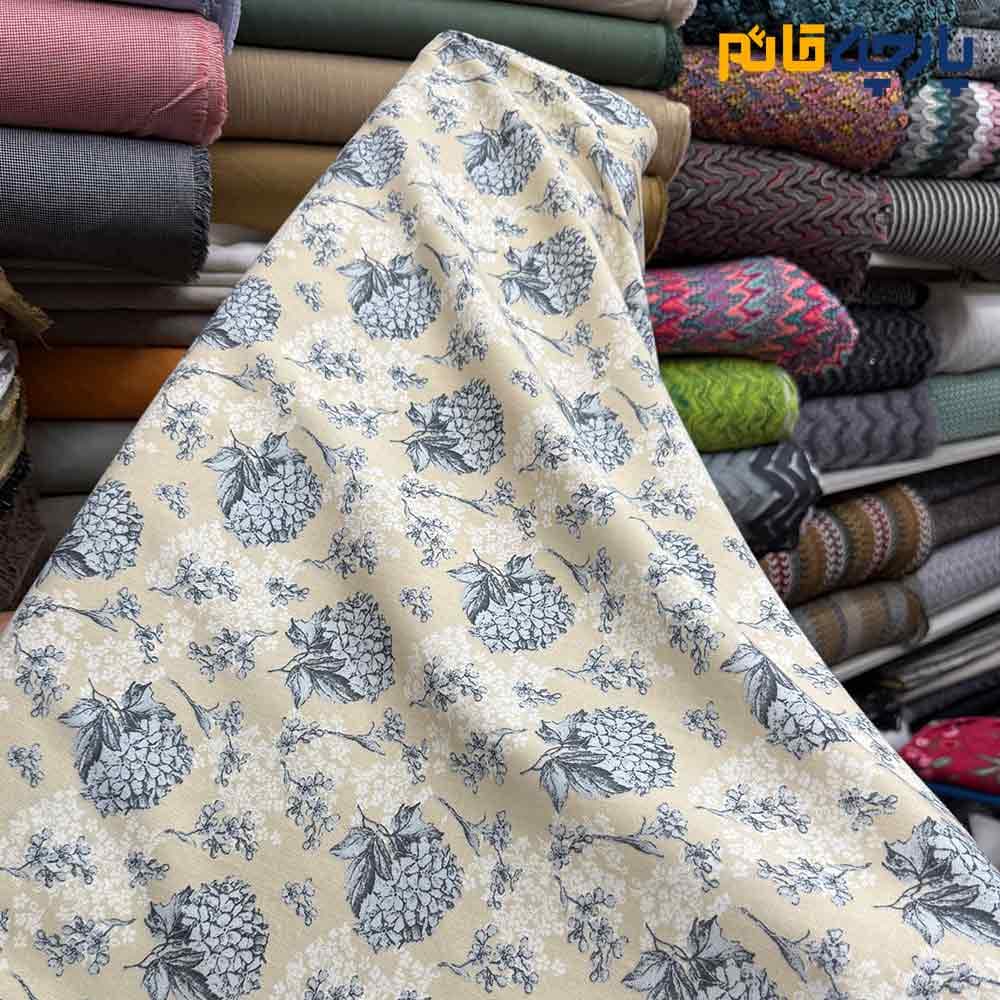 پارچه بهاره تابستانه لینن طرحدار کره ای زمینه کرم لیمویی طرح طوسی کد11246
