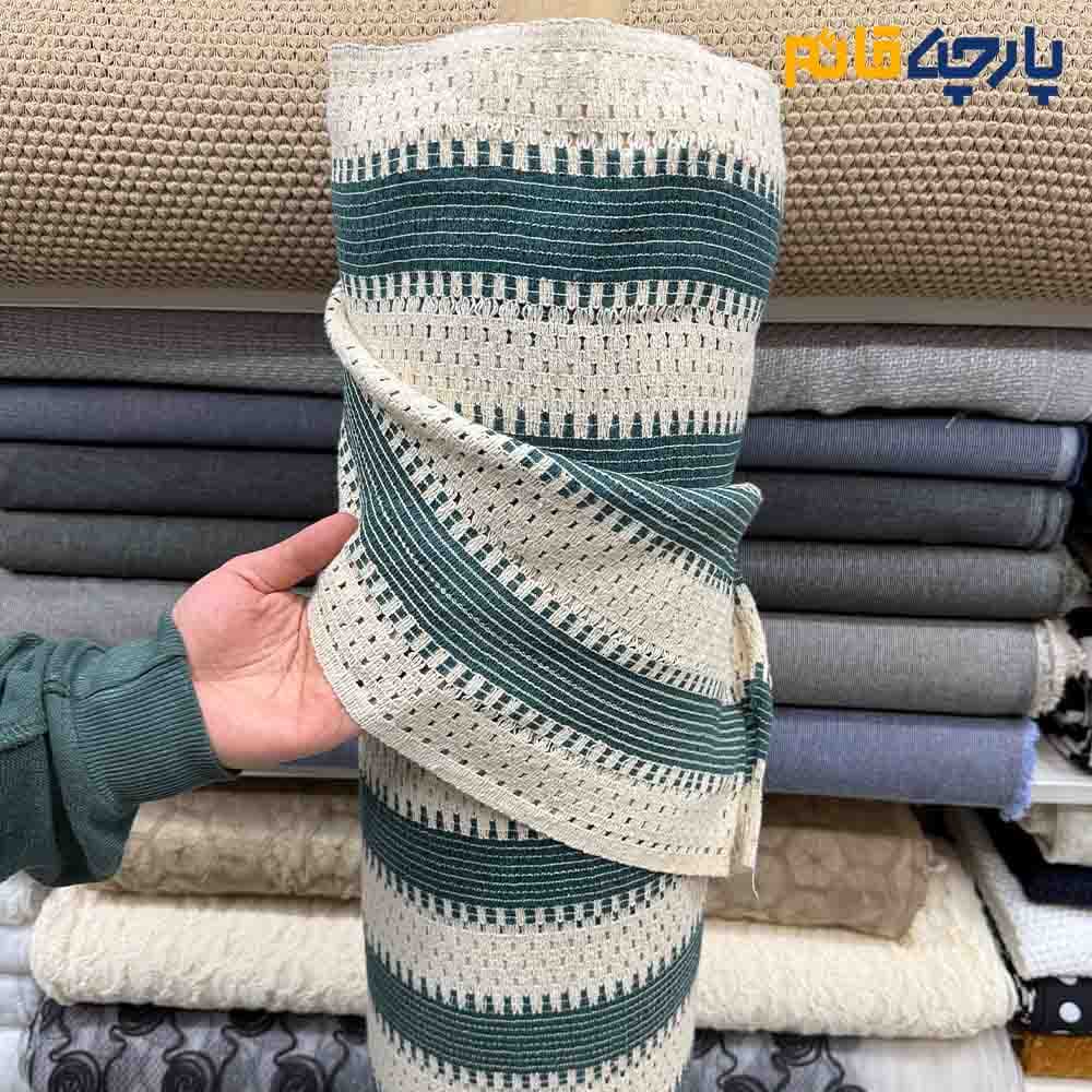 پارچه بهاره و تابستانه لینن طرحدار هندی طرح کوبیسم رنگ کرم طبیعی با سبز کد ۱۰۵۰۱