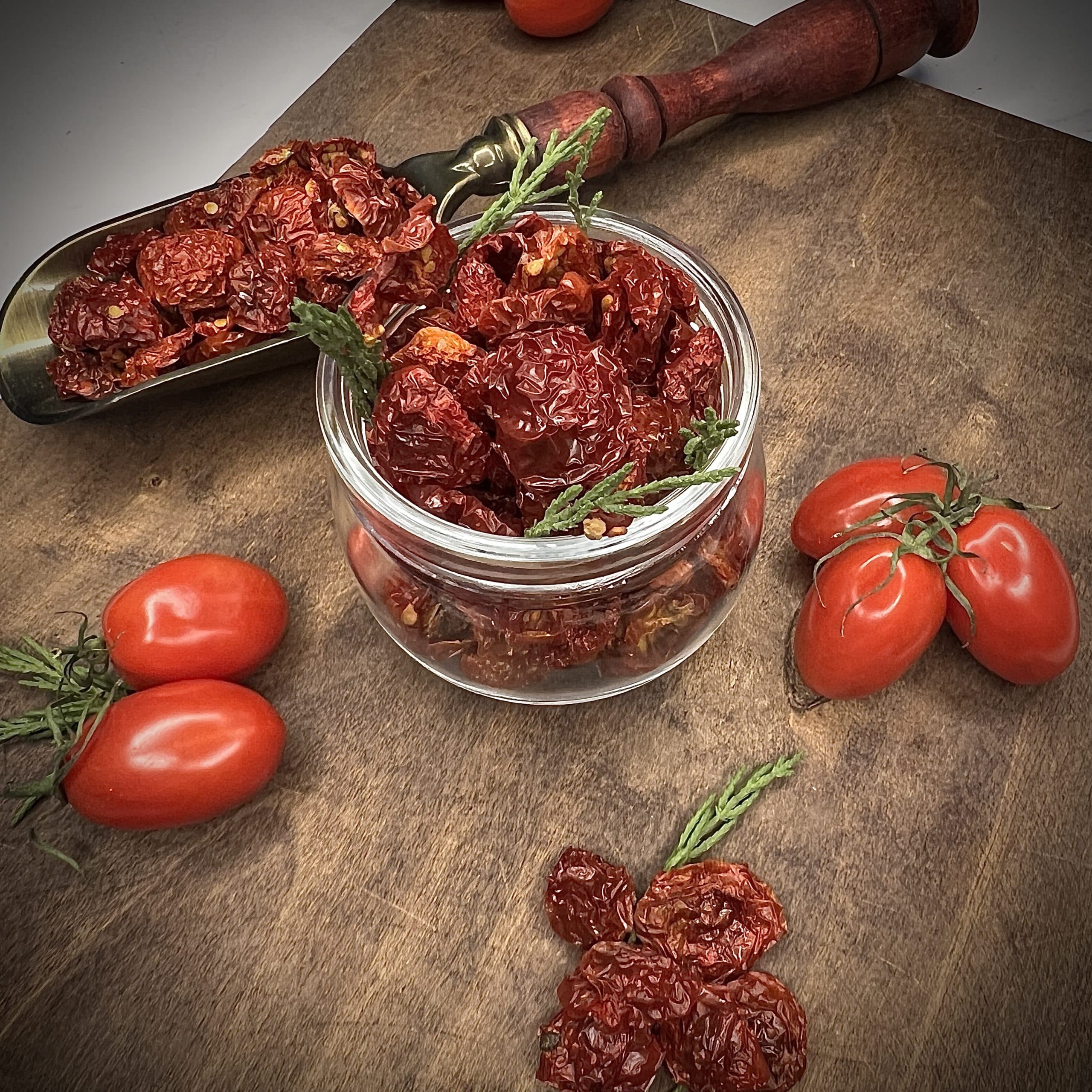 گوجه گیلاسی خشک