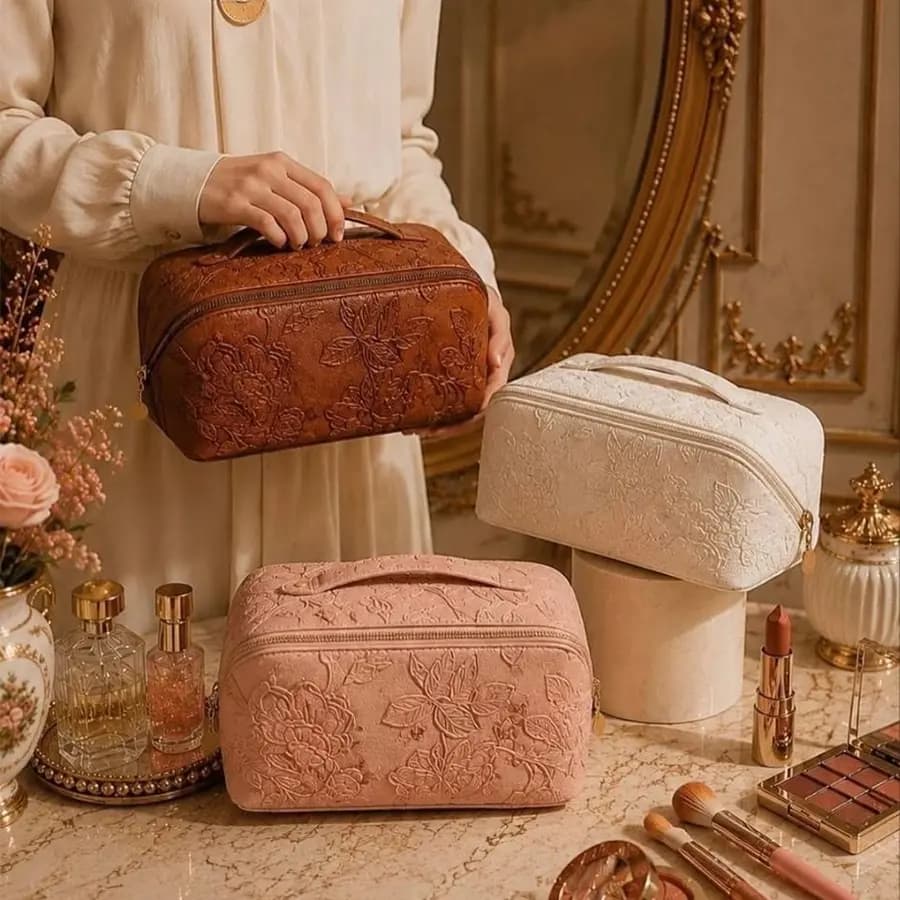 کیف آرایش طرح برجسته وارداتی