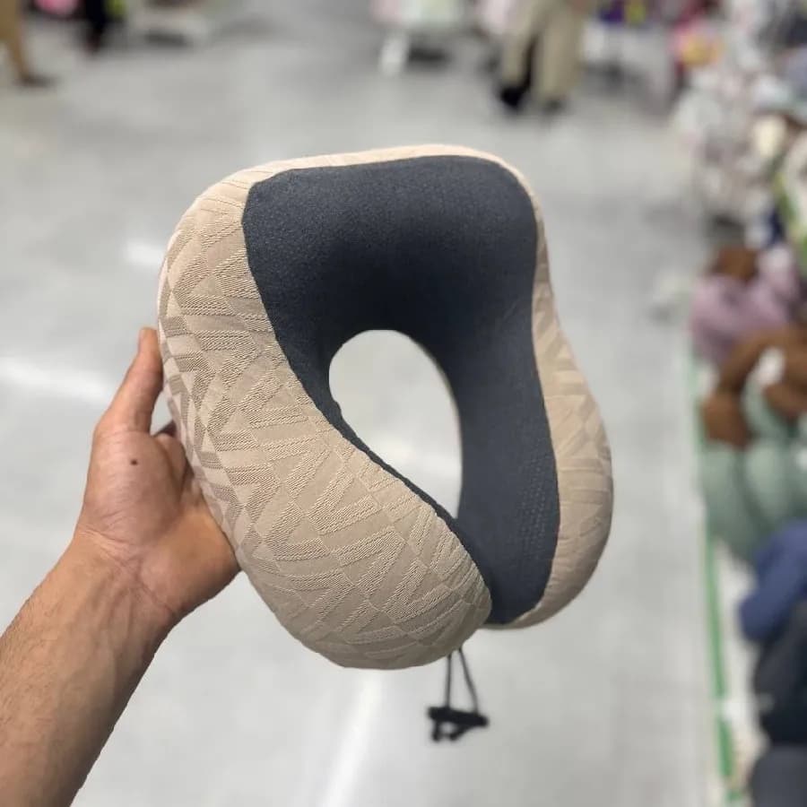 بالش دورگردنی طبی — تصویر ۶