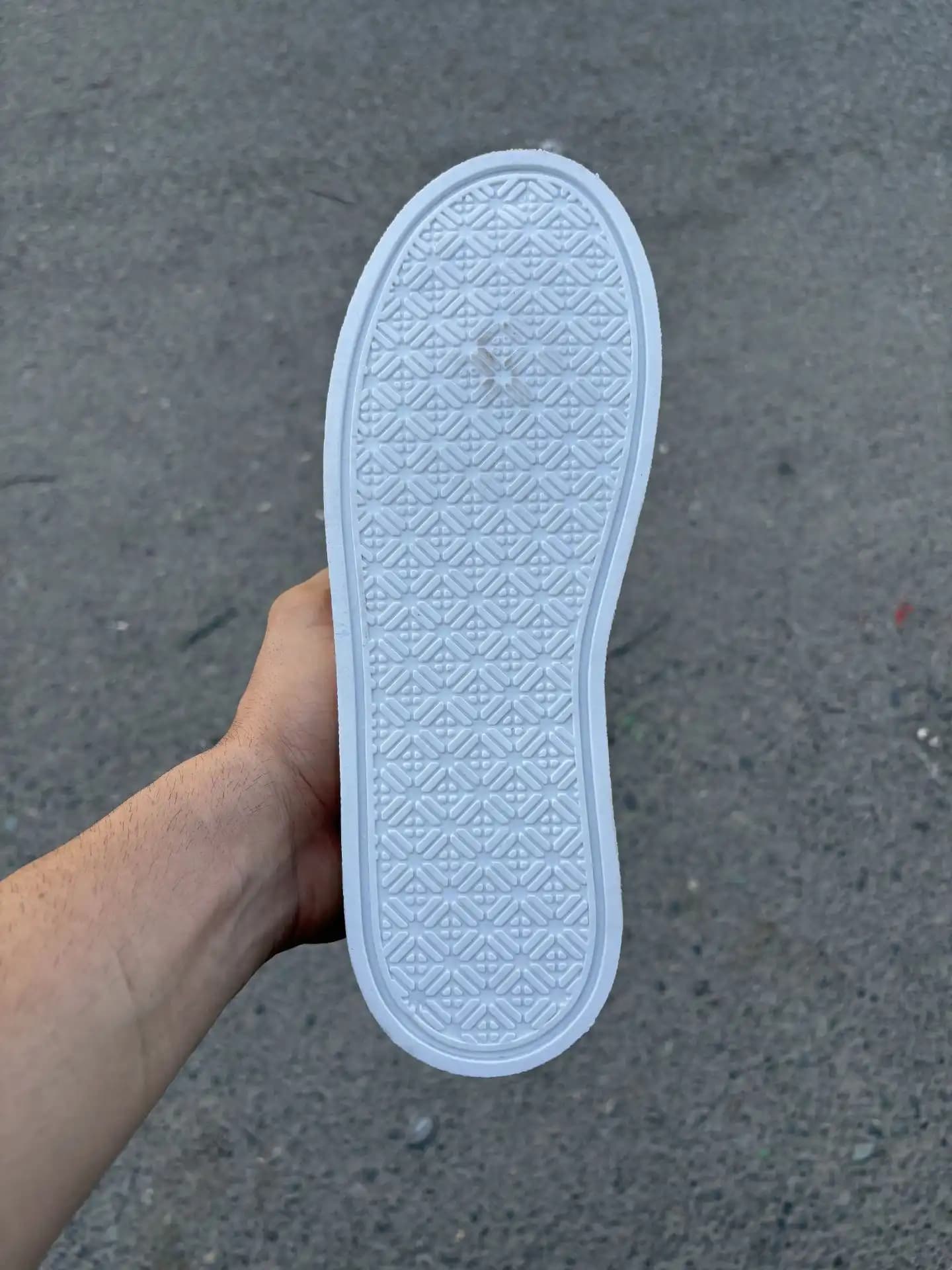 کفش ساده ونس زارا مشکی سفید / کد 4026 — تصویر ۶