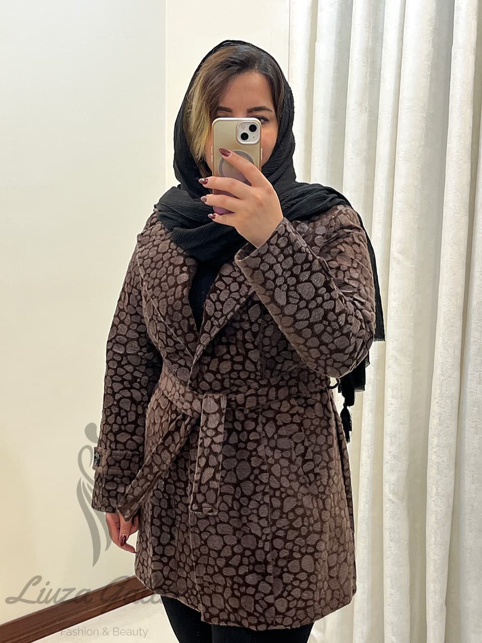 کت پالتوی سموری — تصویر ۳