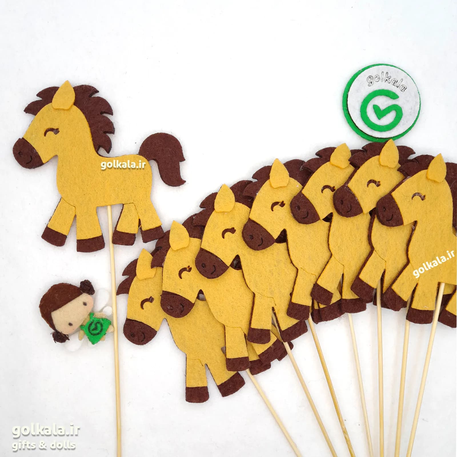 تاپر کیک و گیفت اسب نمدی مدل «رخش» 🐎 | (پایه چوبی مدلهای دخترانه و پسرانه در ۴ رنگ)