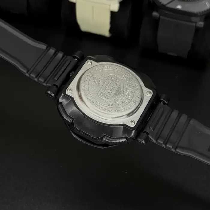 ساعت کاسیو جی شاک پرو ترک مشکی سبز | G-SHOCK PRO TREK — تصویر ۴