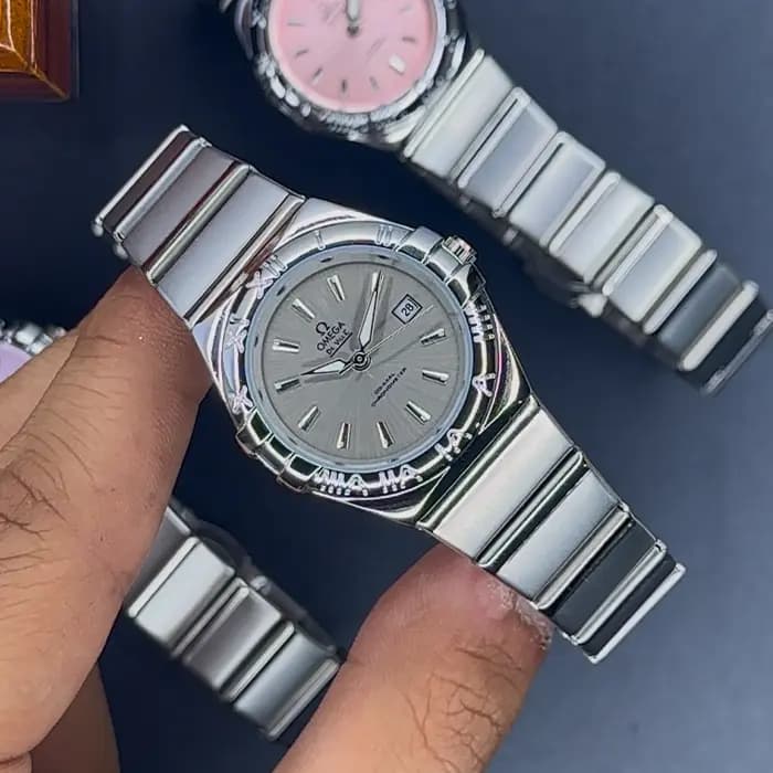 ساعت زنانه امگا کانسلیشن صفحه نقره ای | OMEGA